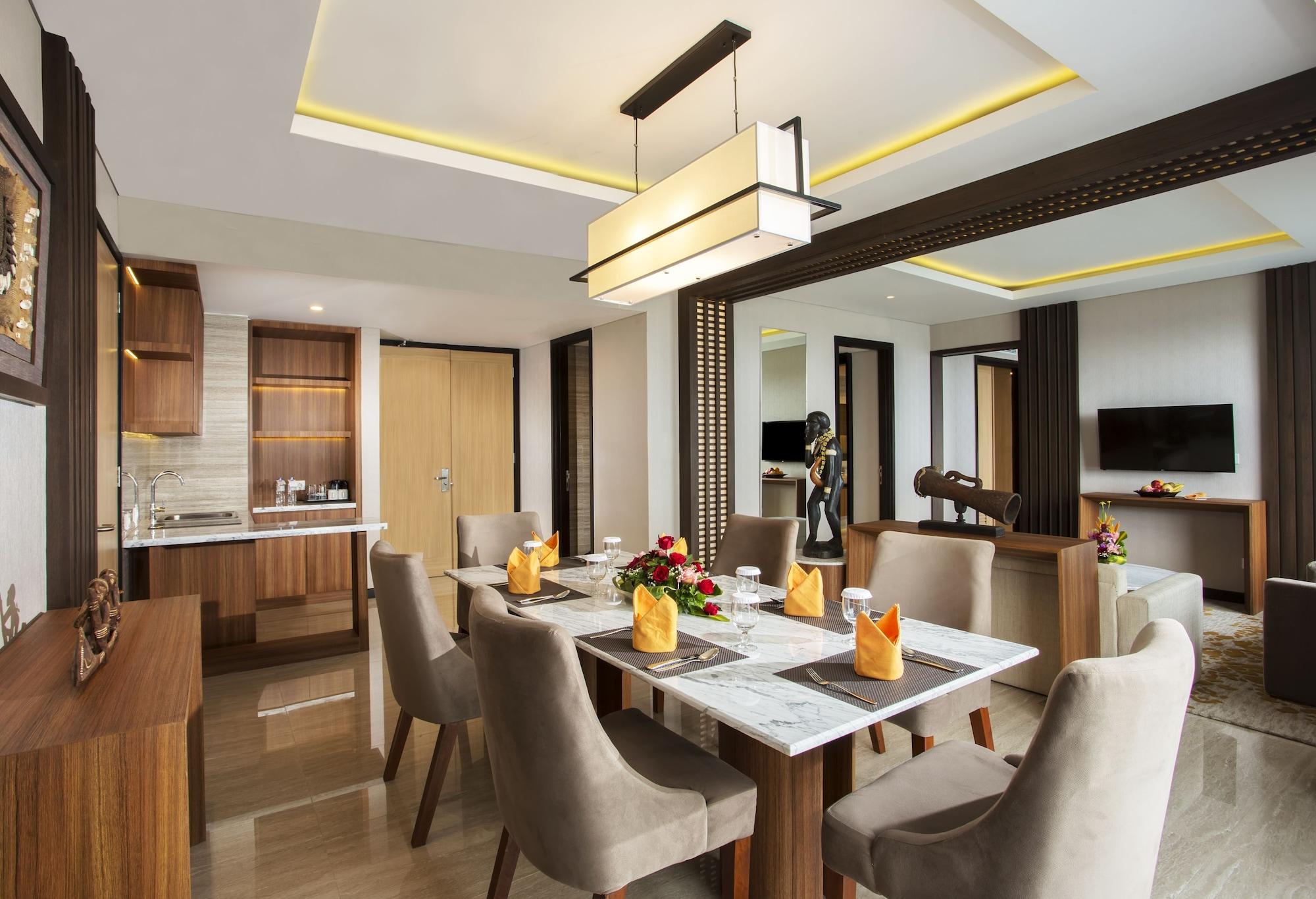 Swiss-Belhotel Papua Jayapura Buitenkant foto