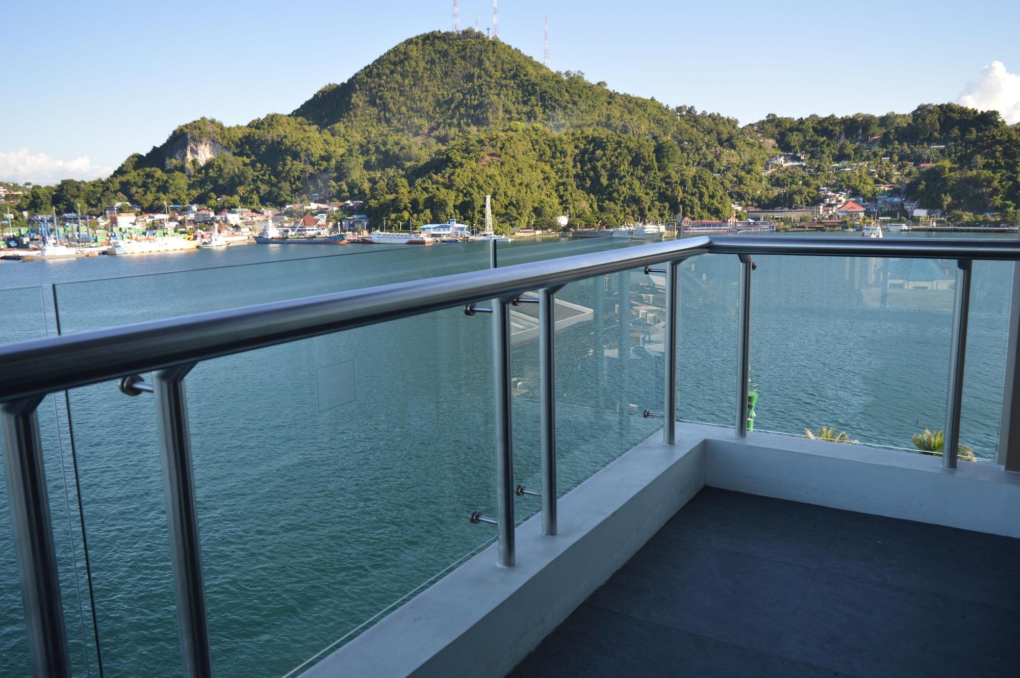 Swiss-Belhotel Papua Jayapura Buitenkant foto