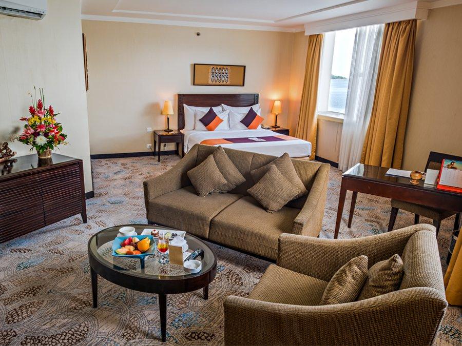 Swiss-Belhotel Papua Jayapura Buitenkant foto