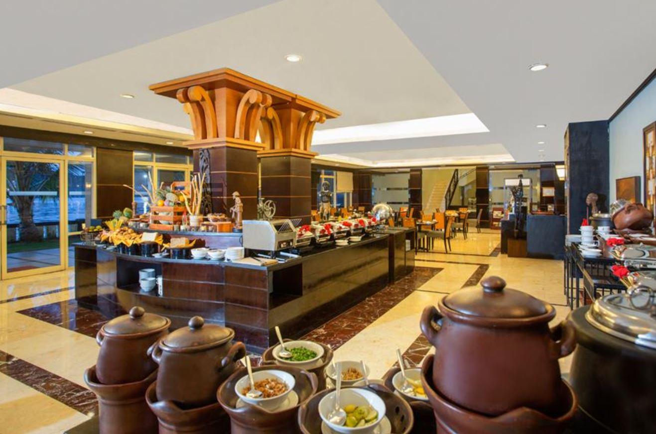 Swiss-Belhotel Papua Jayapura Buitenkant foto