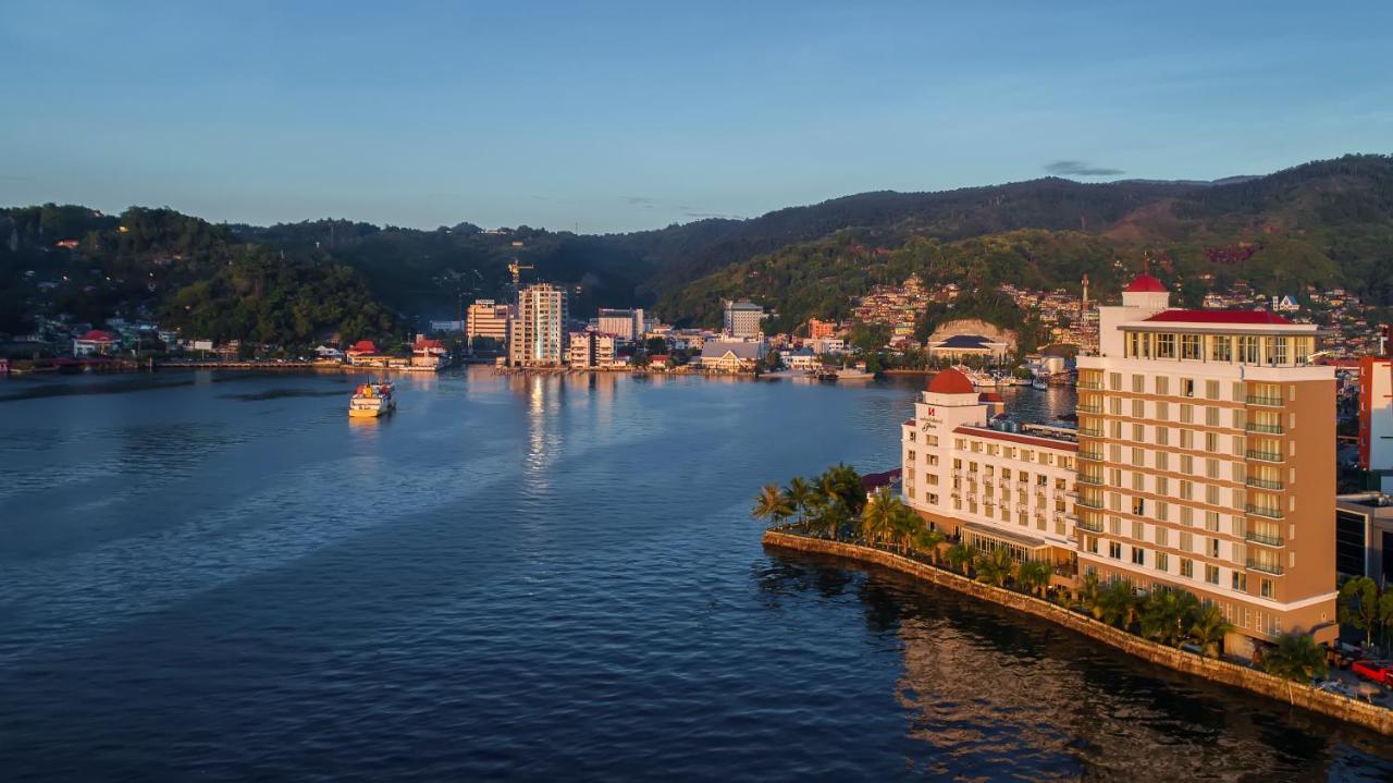 Swiss-Belhotel Papua Jayapura Buitenkant foto