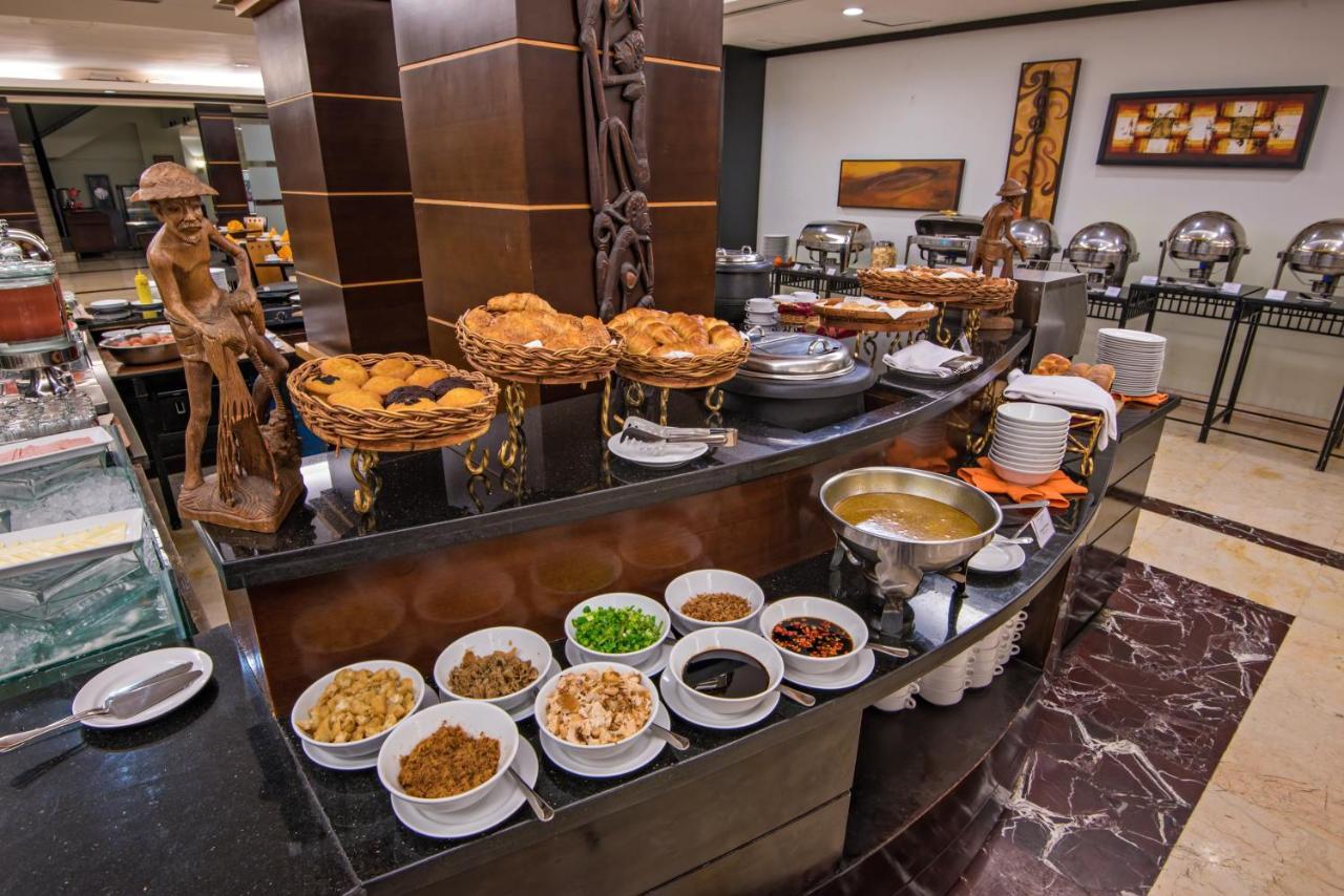 Swiss-Belhotel Papua Jayapura Buitenkant foto