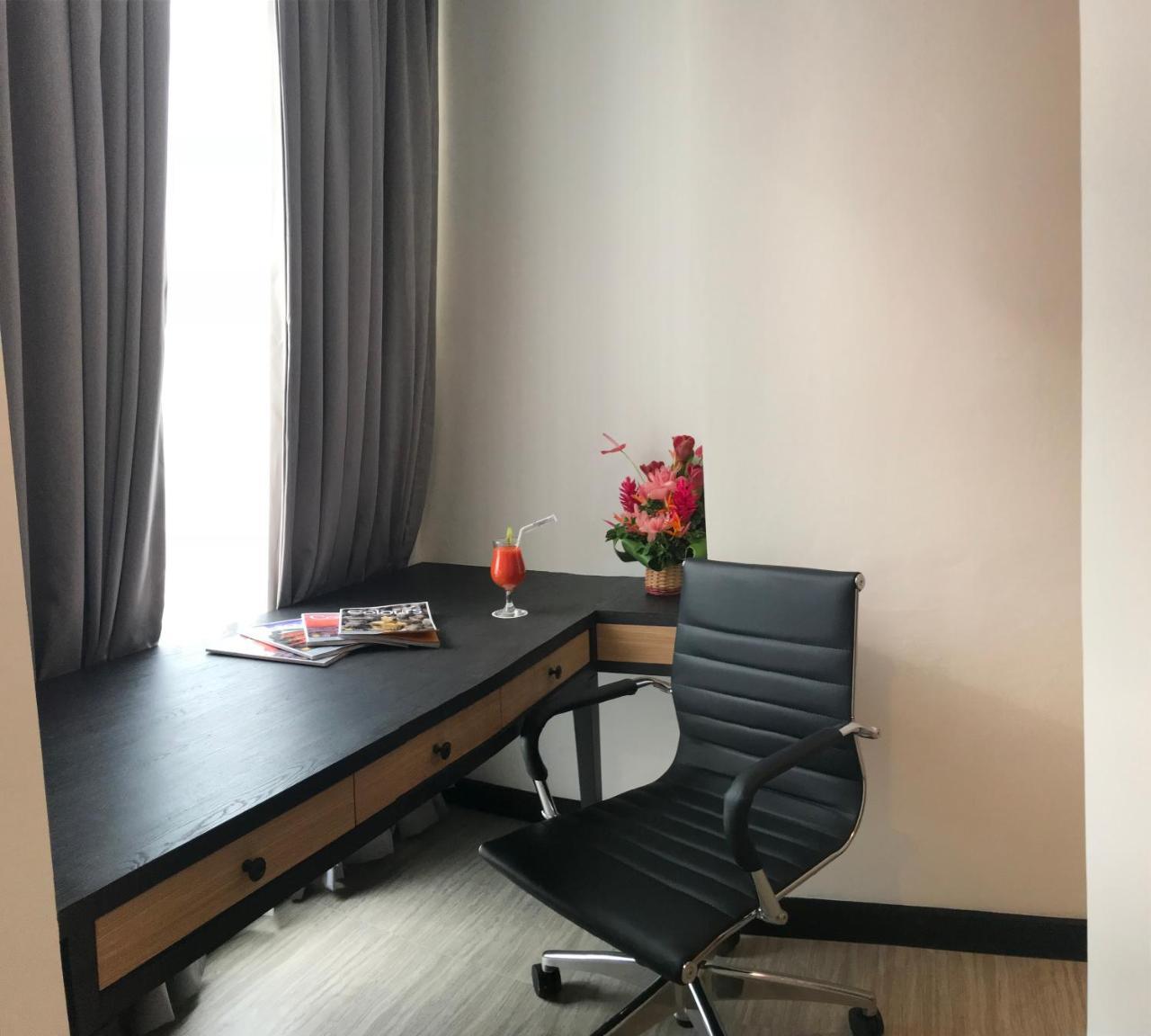 Swiss-Belhotel Papua Jayapura Buitenkant foto